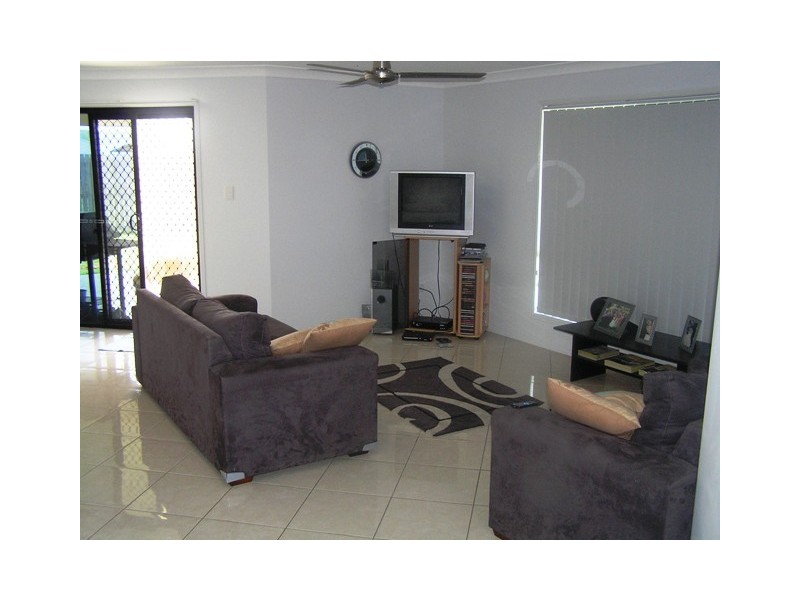 18 Lakeview Circuit, Yeppoon QLD 4703