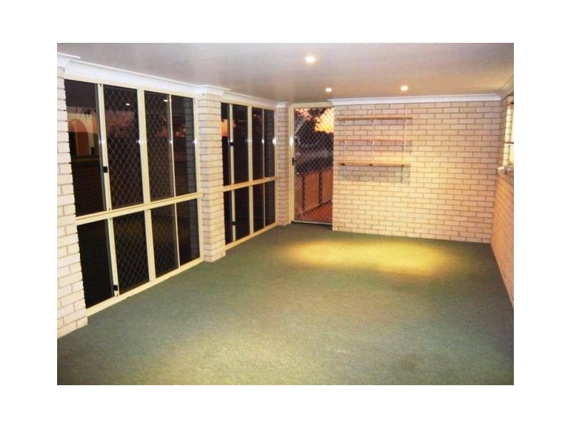 11 Brown St, Emu Park QLD 4710