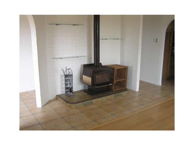 11 Brown St, Emu Park QLD 4710