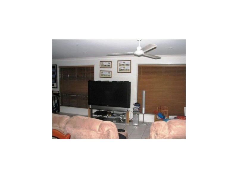 1081 Scenic Hwy, Kinka Beach QLD 4703