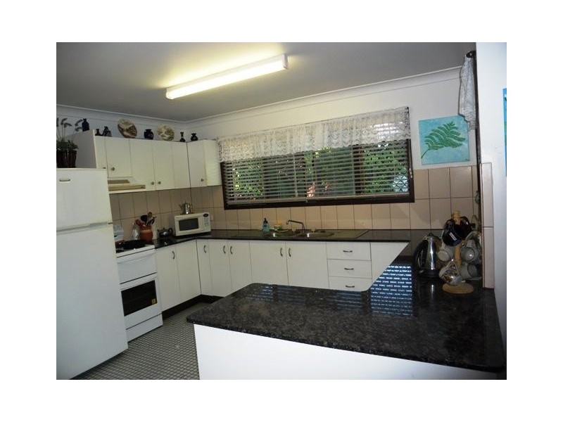3 Anthea Street, Kinka Beach QLD 4703