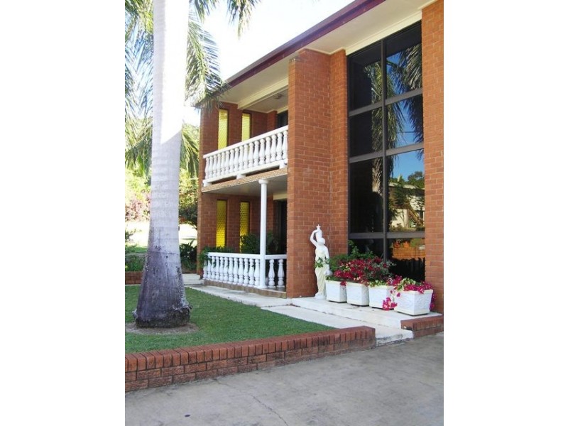 2  Greer St, Yeppoon QLD 4703