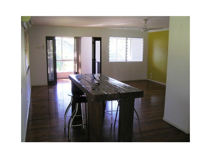 2 Caroline St, Yeppoon QLD 4703