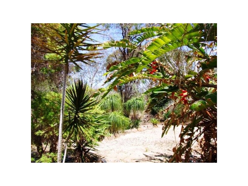 32 Shaw Ave, Yeppoon QLD 4703