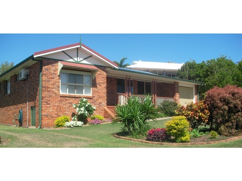 14 Crayke Court, Pacific Heights QLD 4703