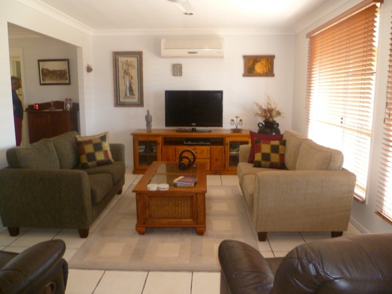 14 Crayke Court, Pacific Heights QLD 4703