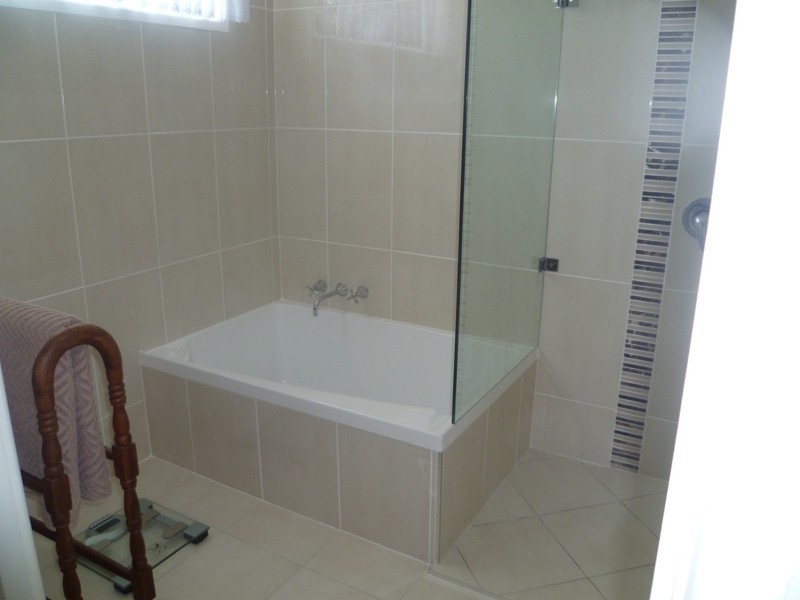 14 Crayke Court, Pacific Heights QLD 4703