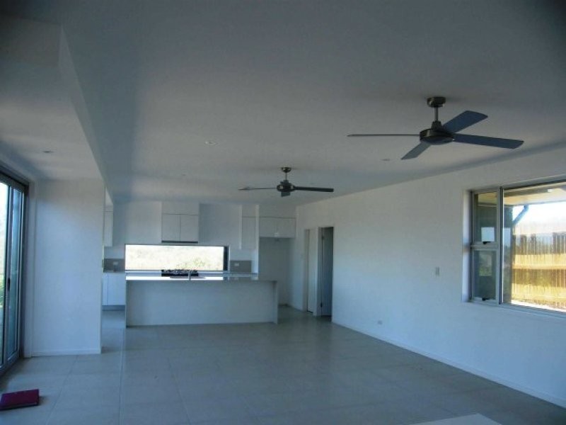 33 Cocoanut Drive, Yeppoon QLD 4703