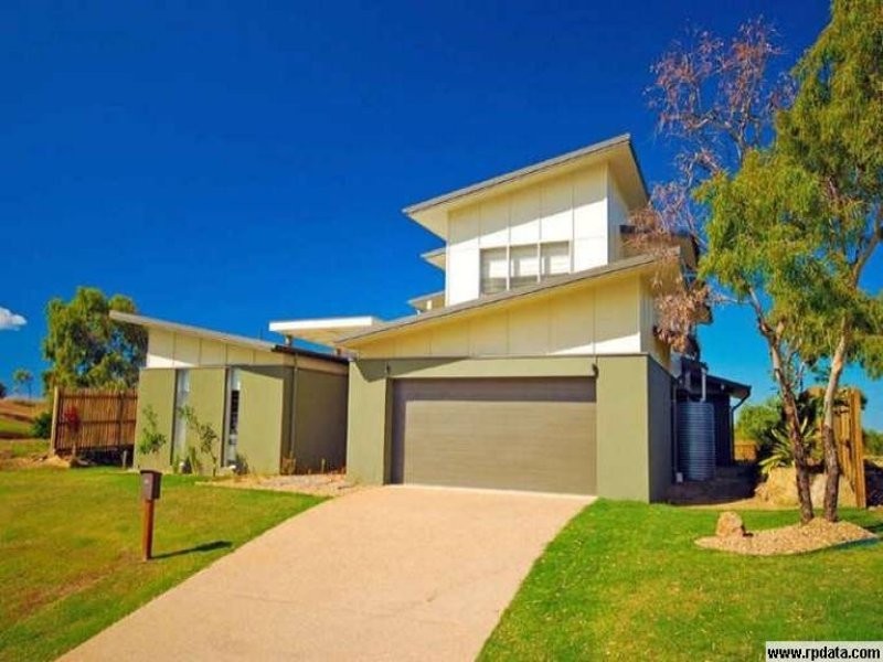 33 Cocoanut Drive, Yeppoon QLD 4703
