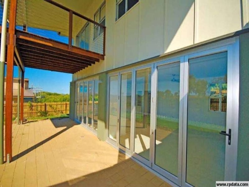 33 Cocoanut Drive, Yeppoon QLD 4703