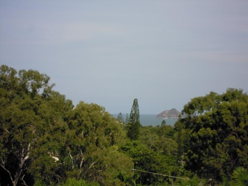 34 Holt Street, Yeppoon QLD 4703