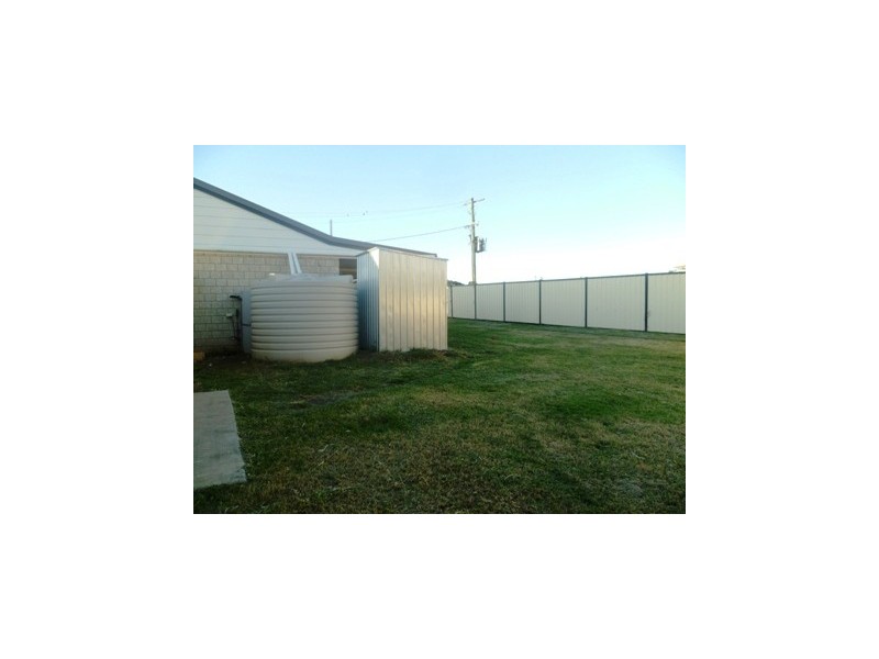54 Thomas Street, Emu Park QLD 4710