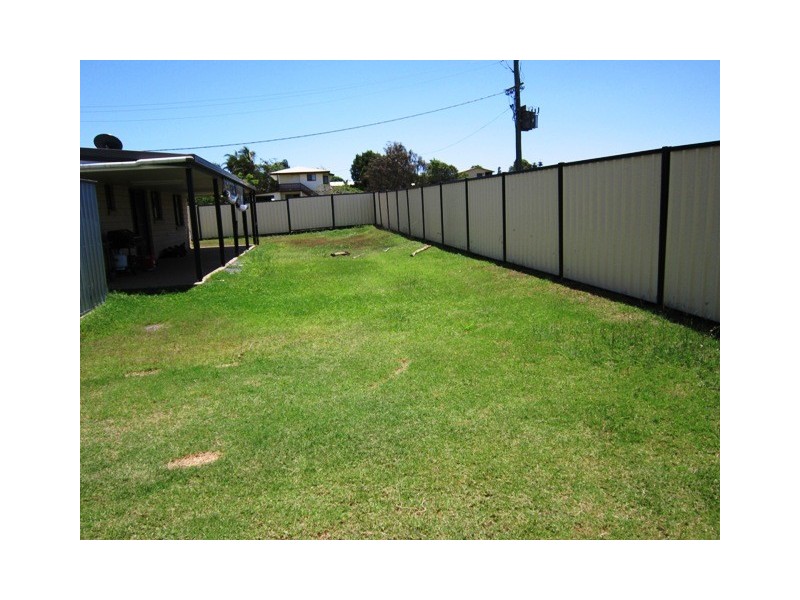 54 Thomas Street, Emu Park QLD 4710