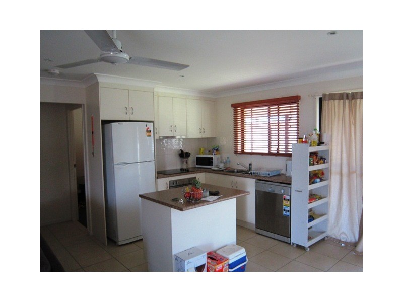 54 Thomas Street, Emu Park QLD 4710