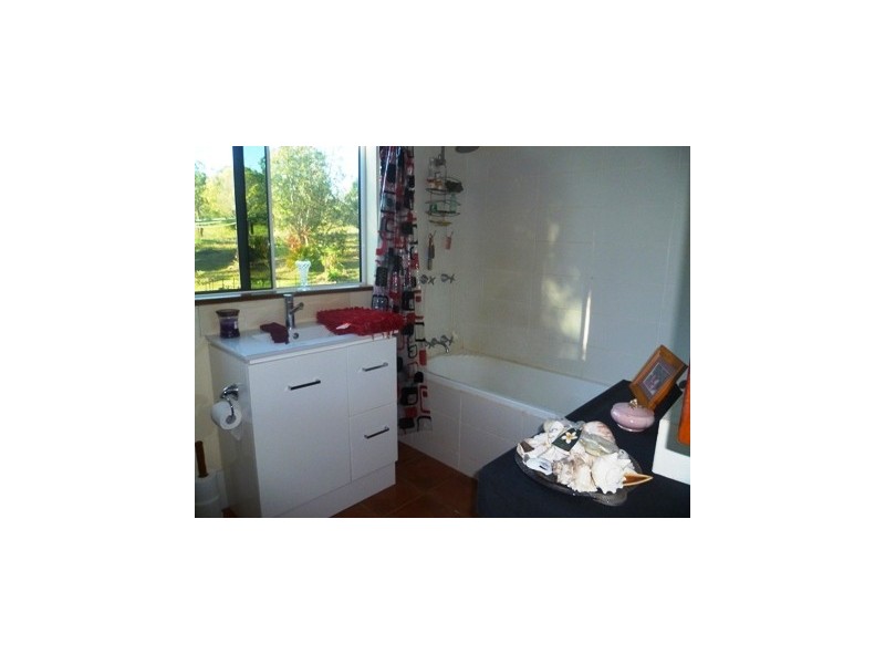 108 Stones Road, Woodbury QLD 4703