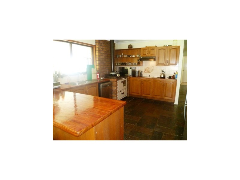 196 Sandy Creek Road, Byfield QLD 4703