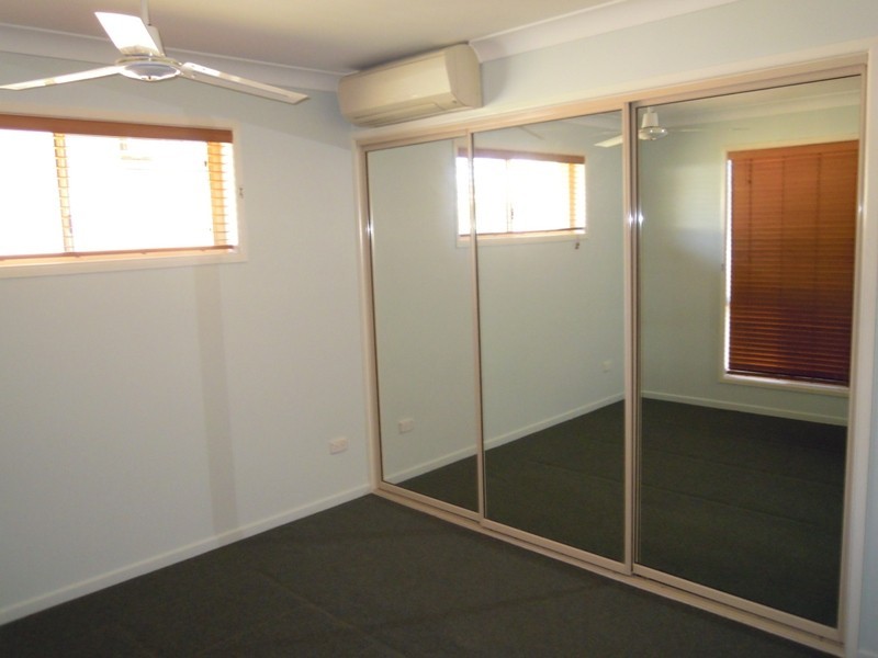 16 Hellas Street, Barlows Hill QLD 4703