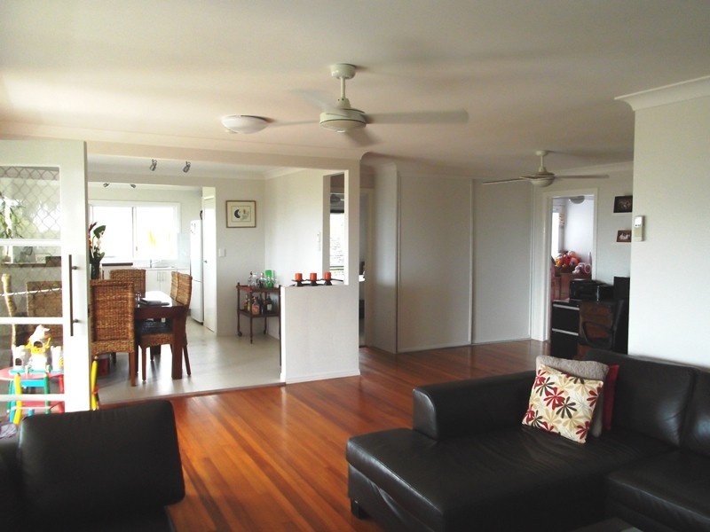 16 Macdonald Street, Barlows Hill QLD 4703