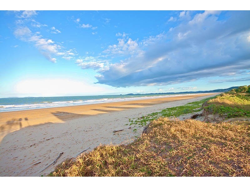 16 Kiama Avenue, Bangalee QLD 4703