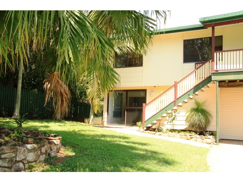 8 Greer Street, Meikleville Hill QLD 4703