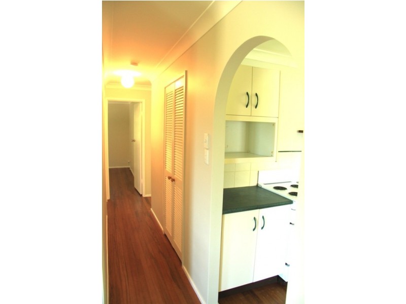 8 Greer Street, Meikleville Hill QLD 4703