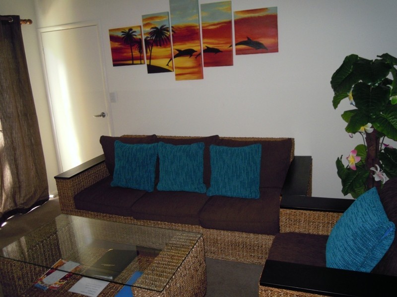 410 / 34-48 Vin E Jones Memorial Drive, Rosslyn QLD 4703