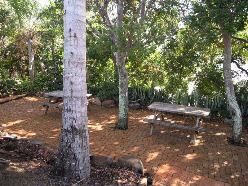 410 / 34-48 Vin E Jones Memorial Drive, Rosslyn QLD 4703