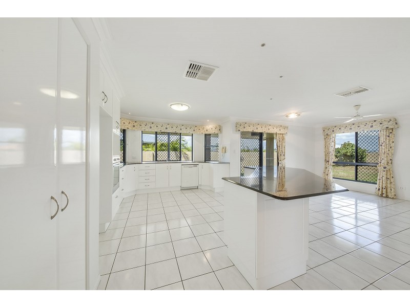 64 Monaco Drive, Zilzie QLD 4710