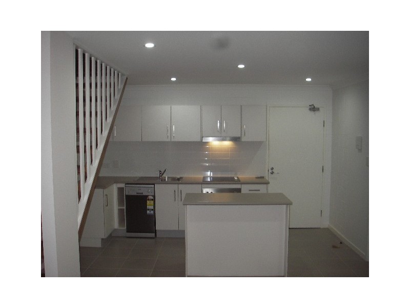 unit 2/ 5 Birdwood Avenue, Yeppoon QLD 4703