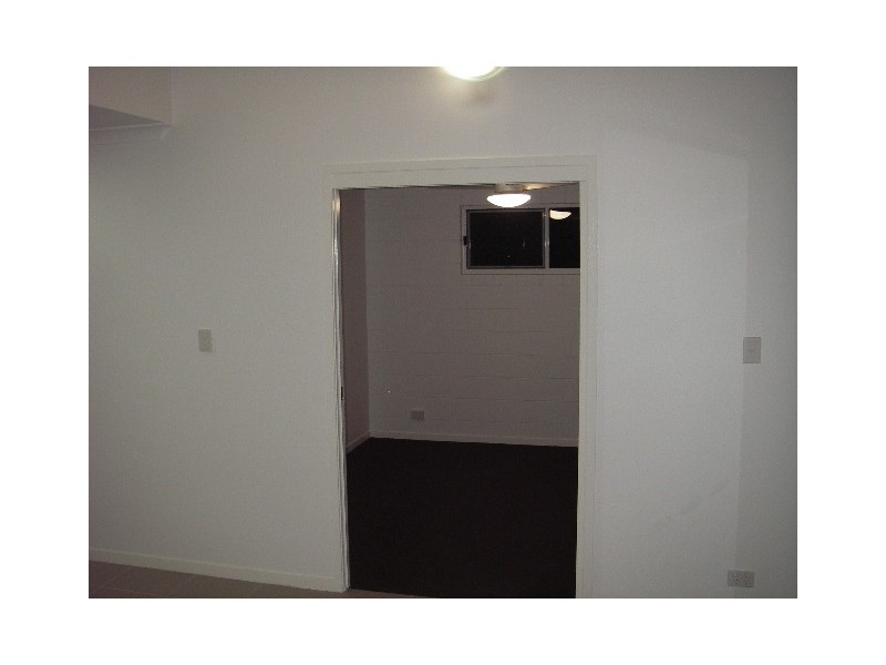 unit 2/ 5 Birdwood Avenue, Yeppoon QLD 4703