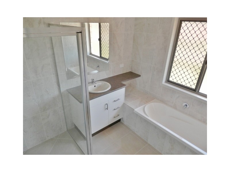 3 Webb Place, Barmaryee QLD 4703