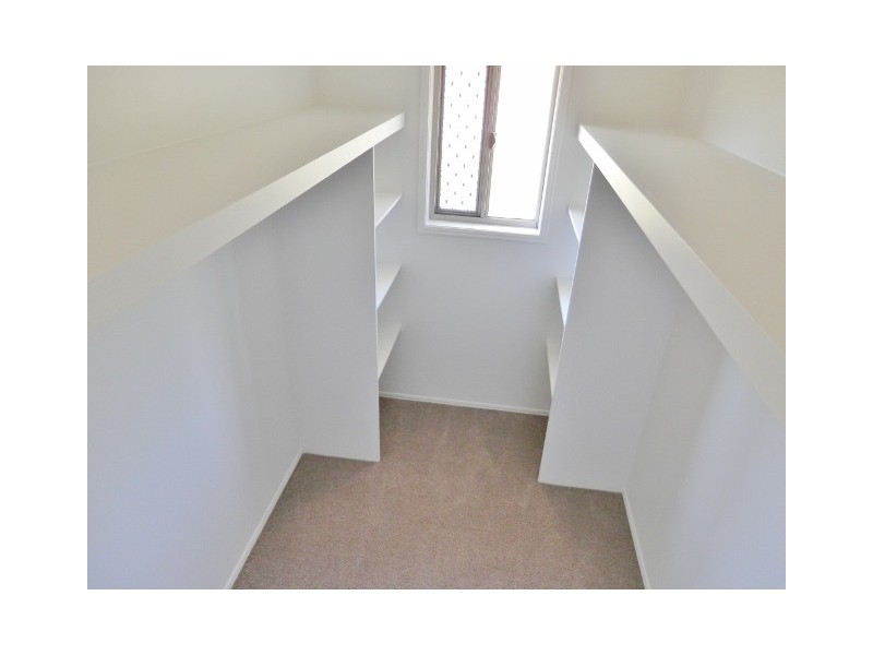 3 Webb Place, Barmaryee QLD 4703