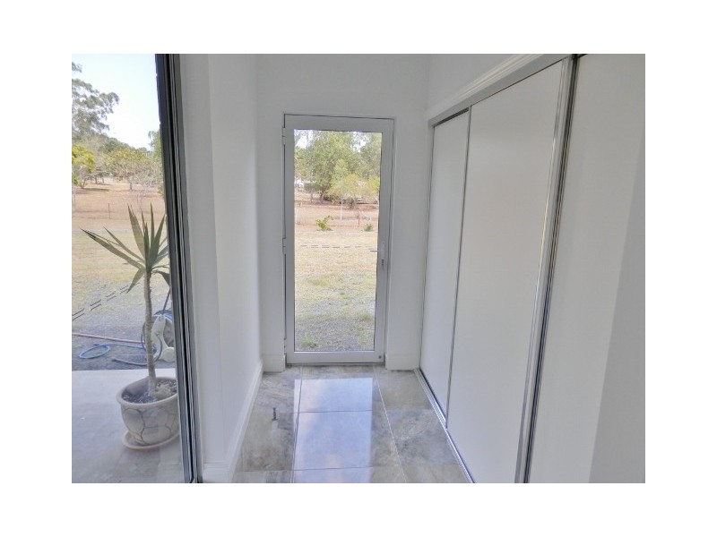 20 Racecourse Road, Barmaryee QLD 4703