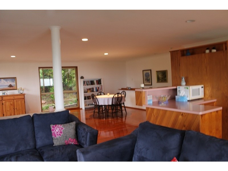 21 Greer Street, Meikleville Hill QLD 4703