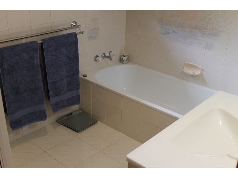 21 Greer Street, Meikleville Hill QLD 4703