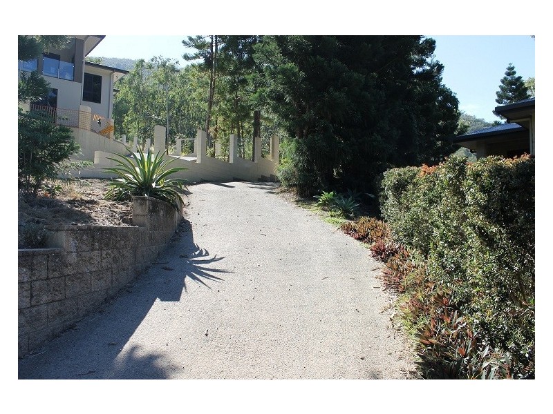 6 Rainbow Court, Frenchville QLD 4701