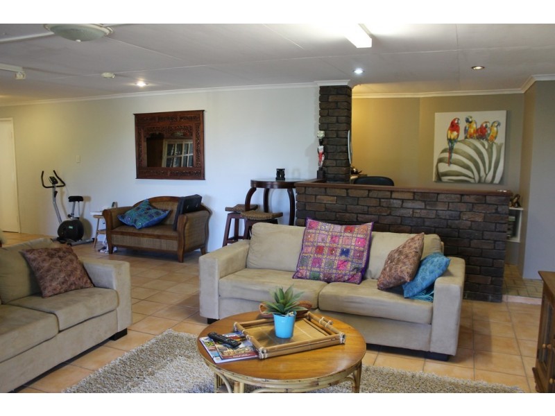 5 Clair Court, Taranganba QLD 4703