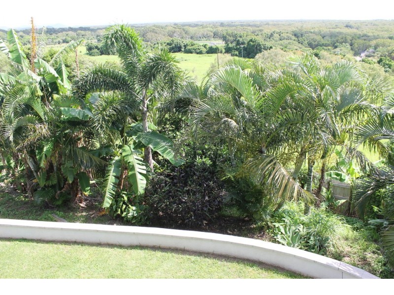 40 Miami Crescent, Pacific Heights QLD 4703