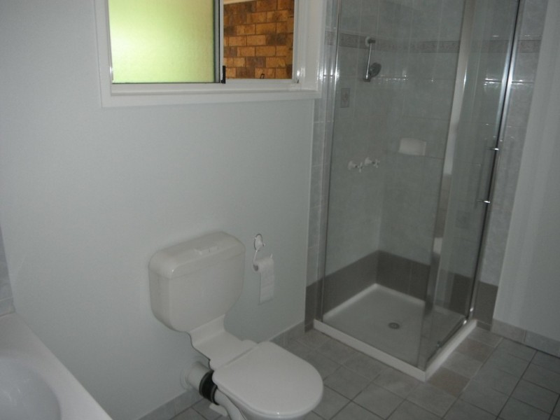 Unit 3/10 Toos Close, Cooee Bay QLD 4703