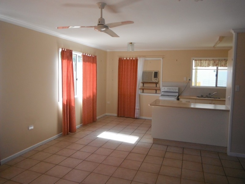 54 Poplar Street, Cooee Bay QLD 4703