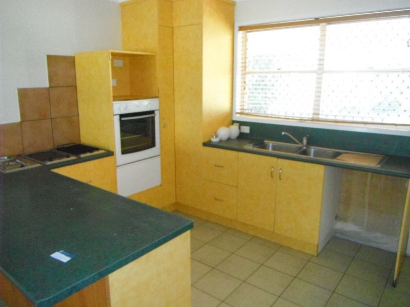 17 Wall Street, Cooee Bay QLD 4703