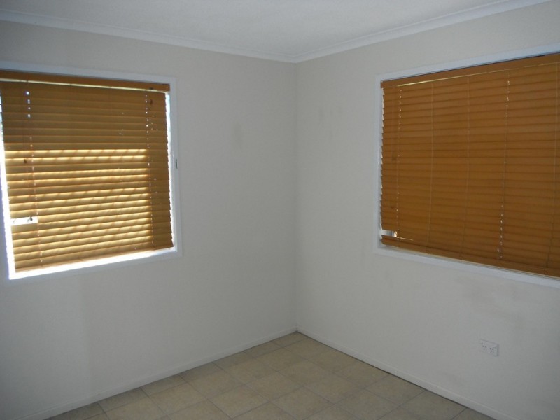 17 Wall Street, Cooee Bay QLD 4703