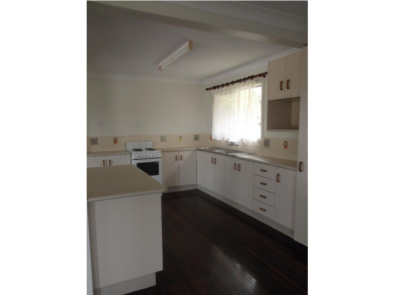 18 Dolphin Crescent, Taranganba QLD 4703