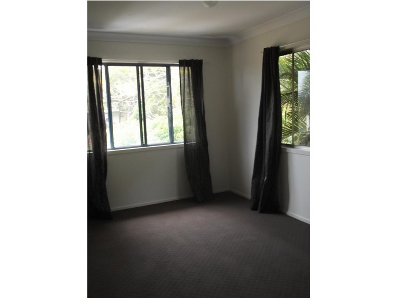 18 Dolphin Crescent, Taranganba QLD 4703