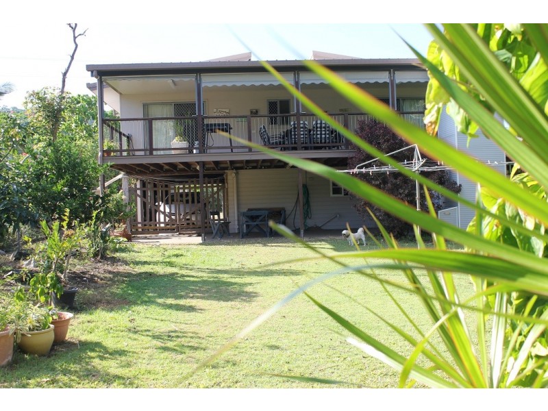 64 Braithwaite Street, Yeppoon QLD 4703