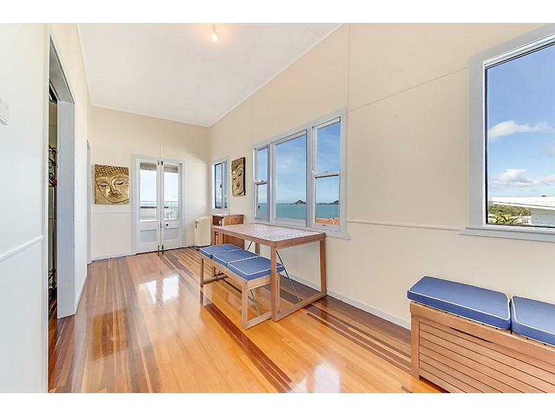 121 Matthew Flinders Drive, Lammermoor QLD 4703