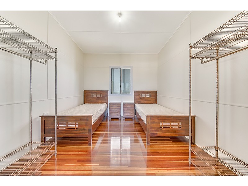 121 Matthew Flinders Drive, Lammermoor QLD 4703