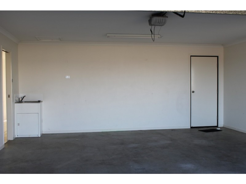 104 Amalfi Drive, Zilzie QLD 4710