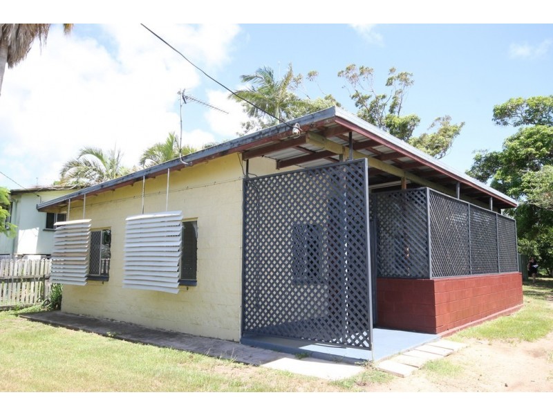 27 Charles Street, Yeppoon QLD 4703