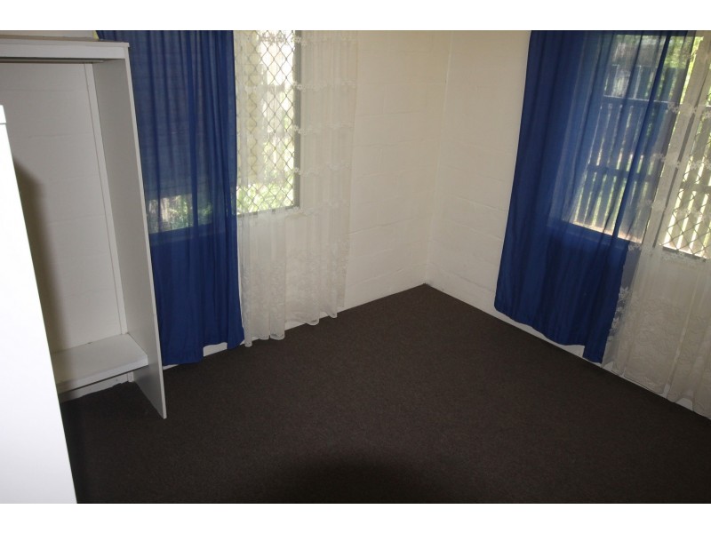 27 Charles Street, Yeppoon QLD 4703